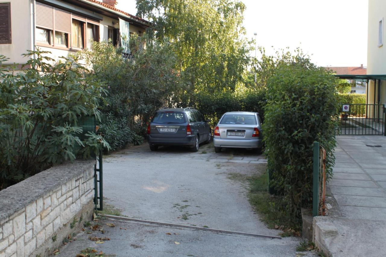 Apartments And Rooms With Parking Space Rovinj - 7170 Екстер'єр фото